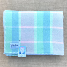 Load image into Gallery viewer, Pastel Lightweight KING SINGLE New Zealand Wool Blanket **Bargain Blanket**