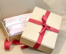 Load image into Gallery viewer, GIFT BOX - Basic Brown with Ribbon
