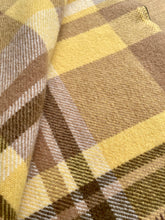 Load image into Gallery viewer, Soft & Thick Golden SINGLE New Zealand Wool Blanket