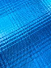 Load image into Gallery viewer, Our most popular colour! Ultra bright & soft SINGLE New Zealand Wool Blanket