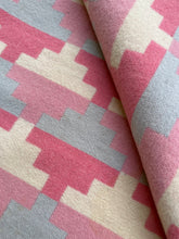 Load image into Gallery viewer, Collectible Manatunga New Zealand Wool Rug. Hard to find. *Flawed*