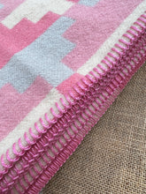 Load image into Gallery viewer, Collectible Manatunga New Zealand Wool Rug. Hard to find. *Flawed*