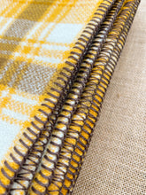 Load image into Gallery viewer, Soft 70's Retro SINGLE New Zealand Wool Blanket