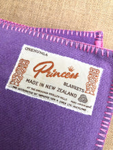 Load image into Gallery viewer, Pretty Lavender Onehunga Princess DOUBLE Wool Blanket - Fresh Retro Love NZ Wool Blankets