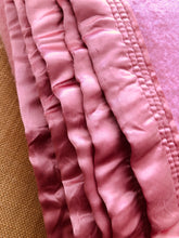 Load image into Gallery viewer, Beautiful Mauve Pink KING SINGLE Australian Wool Blanket - Fresh Retro Love NZ Wool Blankets