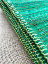 Load image into Gallery viewer, RARE Kelly Green Multicolour Yarn SINGLE New Zealand Wool Blanket