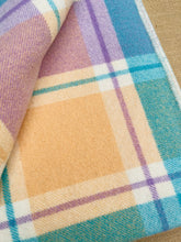 Load image into Gallery viewer, Mermaid Colours DOUBLE/QUEEN Pure Wool Blanket.