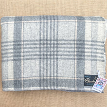 Load image into Gallery viewer, Extra Thick Grey Check KING Onehunga NZ Wool Blanket