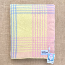 Load image into Gallery viewer, Extra Thick Pastel SINGLE Pure New Zealand Wool Blanket