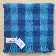 Load image into Gallery viewer, Incredible extra thick Wool/Mohair blend THROW RUG New Zealand Wool Blanket