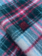 Load image into Gallery viewer, Ultra Thick Sensational American Made KING SINGLE Pure Wool Blanket