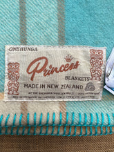 Load image into Gallery viewer, Fresh Retro Fav! Onehunga Tiki Princess SINGLE New Zealand Wool Blanket
