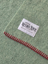 Load image into Gallery viewer, Classic Robinwul of Canterbury KING SINGLE Pure Wool Blanket.
