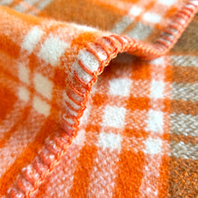 Load image into Gallery viewer, Retro Orange/Browns Chateau QUEEN Pure Wool Blanket - 1 of 2
