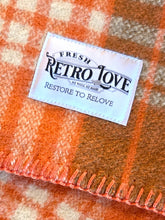 Load image into Gallery viewer, Retro Orange/Browns Chateau QUEEN Pure Wool Blanket - 1 of 2

