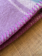 Load image into Gallery viewer, Super Fuzzy Fresh Retro Fav! SINGLE New Zealand Wool Blanket
