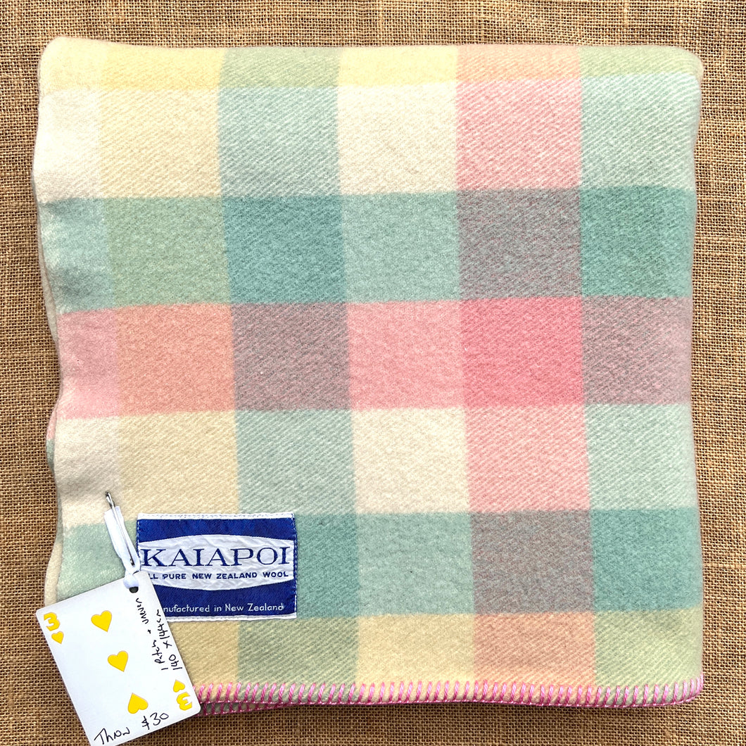 Pastel Bargain THROW by KAIAPOI WOOLLEN MILLS New Zealand Wool Blanket