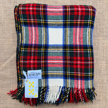 Load image into Gallery viewer, Classic TRAVEL RUG - New Zealand Wool
