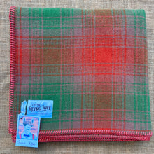 Load image into Gallery viewer, Vintage THROW New Zealand Wool Blanket
