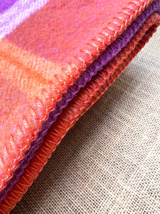Copy of Pick of the day! Extra thick and soft vibrant SINGLE NZ wool blanket (WITH LABEL)