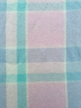 Load image into Gallery viewer, Soft Pastel Onehunga Princess DOUBLE/QUEEN Pure New Zealand Wool Blanket.
