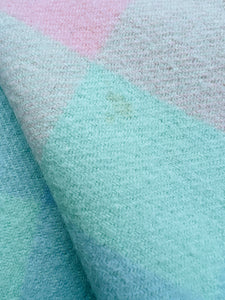 Pastel SINGLE Pure New Zealand Wool Blanket. **Bargain**