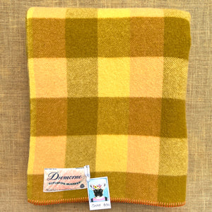 Soft Stunning SINGLE New Zealand Wool Blanket (with label)