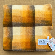 Load image into Gallery viewer, Golden Warm Poppa Styles SMALL SINGLE/THROW New Zealand Wool Blanket #2
