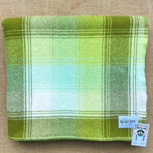 Bright Gorgeous Olive/Apple DOUBLE New Zealand Blanket