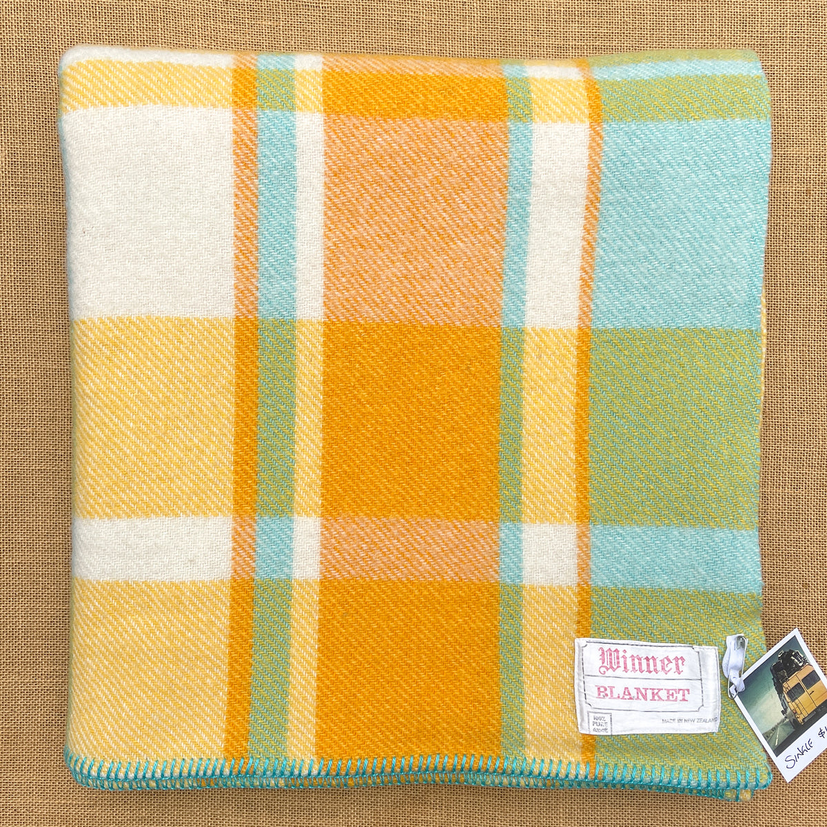 WINNER Bright Plaid SINGLE New Zealand Wool Blanket Fresh Retro Love