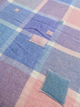 Load image into Gallery viewer, Lightweight Pastel DOUBLE Napier Woollen Mill Pure Wool Blanket
