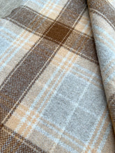 Load image into Gallery viewer, Earthy Browns SINGLE New Zealand Blanket (tan edge)
