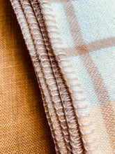 Load image into Gallery viewer, Super Soft Neutrals ROBINWUL SINGLE New Zealand Wool Blanket
