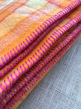 Load image into Gallery viewer, Thick and Bright  DOUBLE/QUEEN New Zealand Wool Blanket
