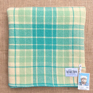 *BARGAIN BLANKET* Lightweight Mint and Turquoise SINGLE Wool Blanket