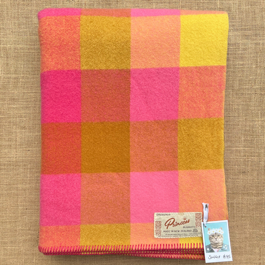 Hard to get colour combo! Onehunga SINGLE New Zealand Wool Blanket