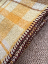 Load image into Gallery viewer, Lightweight Browns SINGLE New Zealand Wool *BARGAIN BLANKET*
