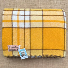 Load image into Gallery viewer, Thick and Fluffy Blanket DOUBLE/QUEEN New Zealand Wool
