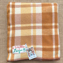 Load image into Gallery viewer, Retro Terracotta Naturals SINGLE New Zealand Wool Blanket
