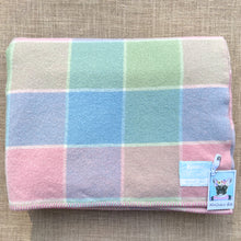 Load image into Gallery viewer, Pastel Check KING SINGLE New Zealand Wool Blanket
