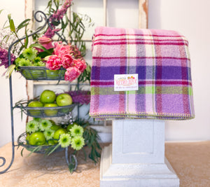 Winegum Collection (New Wool): Fresh GRAPE Love KNEE RUG/COT