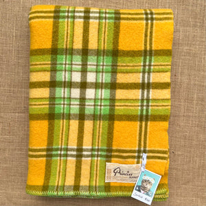 Thick and bright RETRO Star! SINGLE  Onehunga New Zealand Wool Blanket