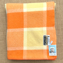 Load image into Gallery viewer, Fresh Bright SINGLE New Zealand Wool Blanket
