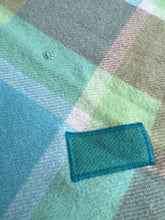 Load image into Gallery viewer, Apple Green &amp; Turquoise DOUBLE/QUEEN Kaiapoi NZ Wool Blanket - Quirky!
