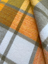 Load image into Gallery viewer, STUNNING Retro Olive &amp; Gold SINGLE Pure Wool Blanket
