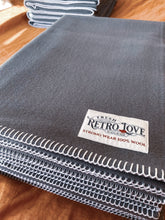 Load image into Gallery viewer, Ash Grey **ONE LEFT** NEW NZ MERINO Wool Blanket KNEE/COT Size

