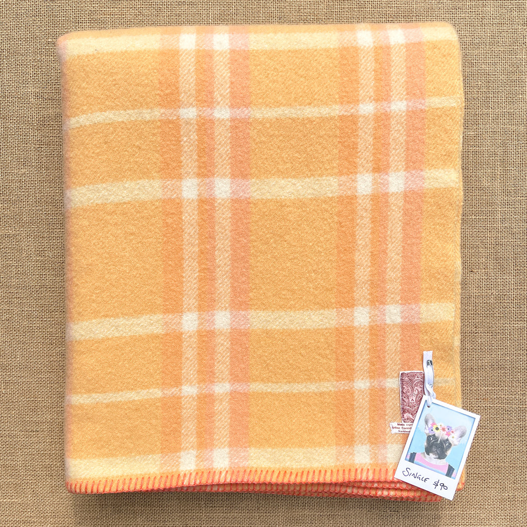 Beautiful Peach and Lemon Soft SINGLE New Zealand Wool Blanket.