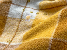 Load image into Gallery viewer, Fluffy Retro with a Leafy Twist THROW Pure New Zealand Wool Blanket.
