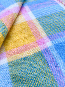 Carnival of Colours! QUEEN New Zealand Pure Wool Blanket.
