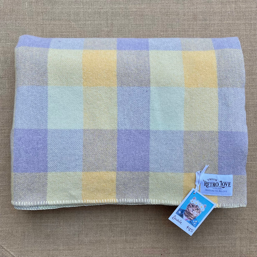 Lightweight pretty lavender & butter DOUBLE Pure Wool Blanket.